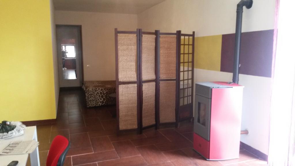 سان جيوفانّي تْيَتينو Aurum B&B الغرفة الصورة